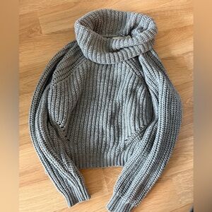 Cozy Chunky Knit Turtleneck Sweater - Gray